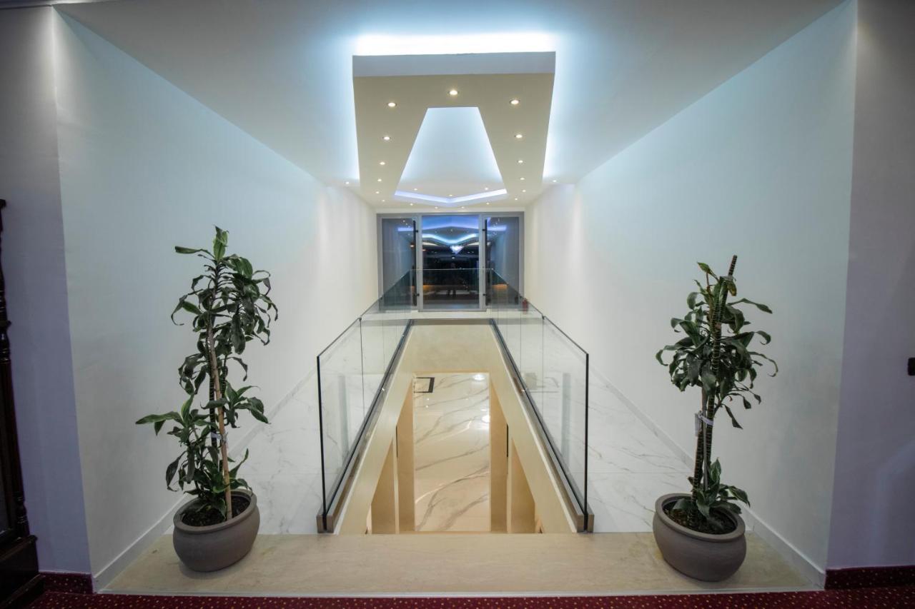 Hotel Vivas Δυρράχιο Εξωτερικό φωτογραφία