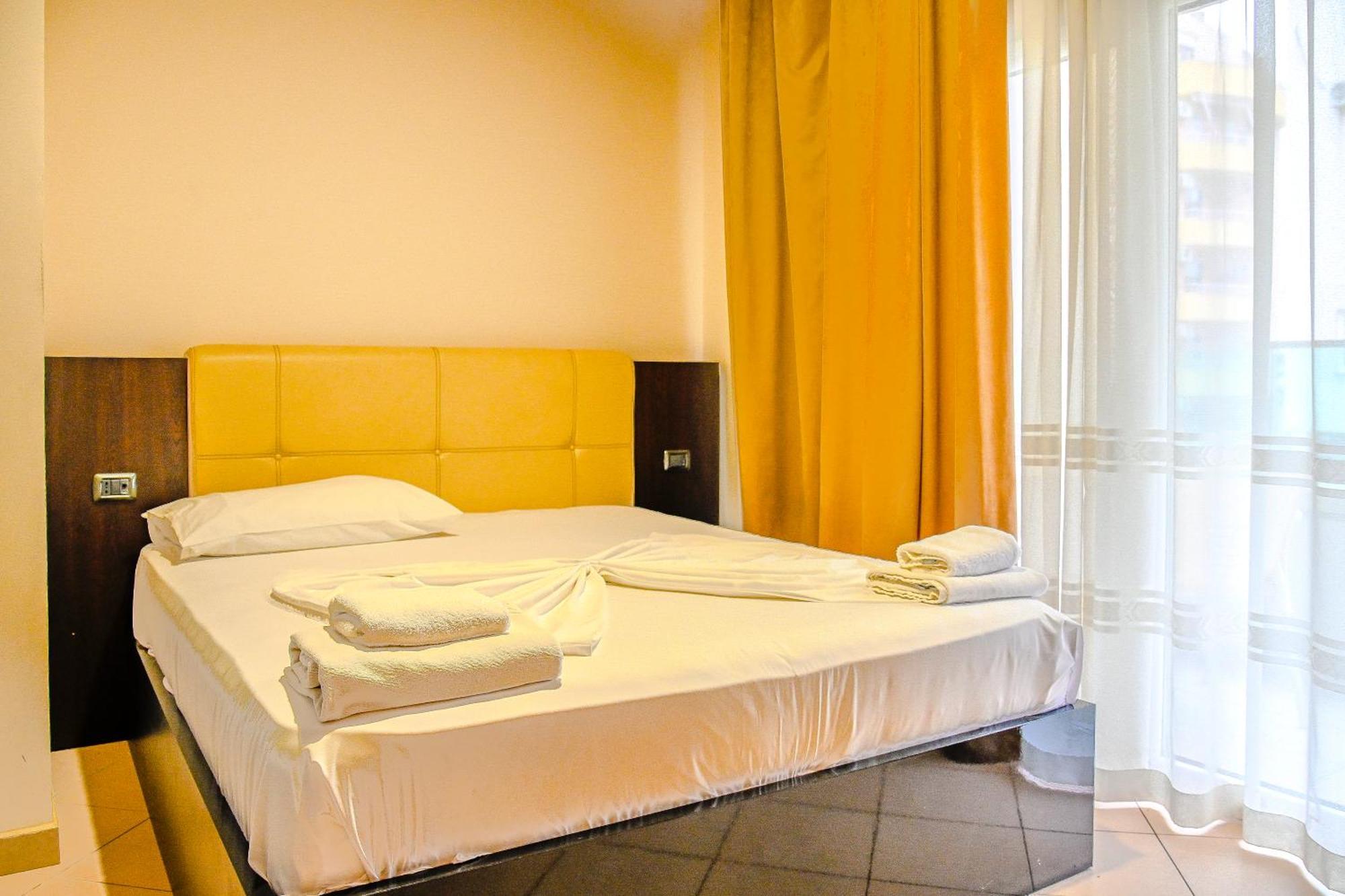 Hotel Vivas Δυρράχιο Εξωτερικό φωτογραφία