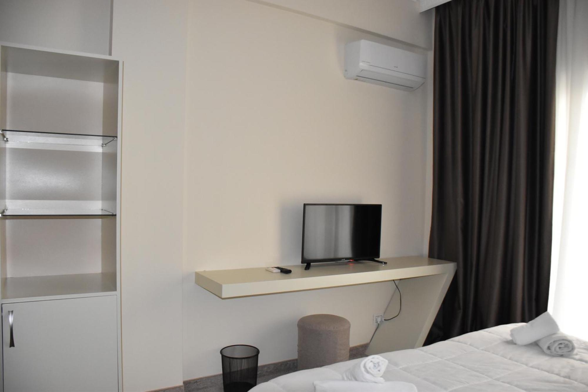 Hotel Vivas Δυρράχιο Εξωτερικό φωτογραφία